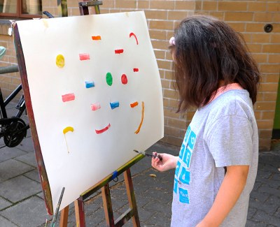Klax Kinderkunstgalerie „Da kiekste“ Vernissage-Aktion in der Klax Kreativwerkstatt