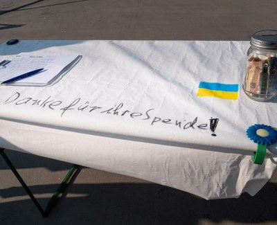 Ukraine Spendentisch