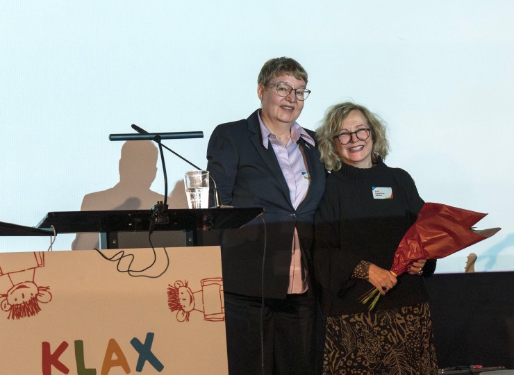 Prof. Lieselotte Ahnert und Antje Bostelmann